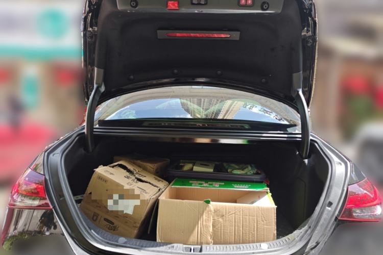 Used Mercedes-Benz E-Class 2022 Revised Version E 300 L Fashion Edition Trunk