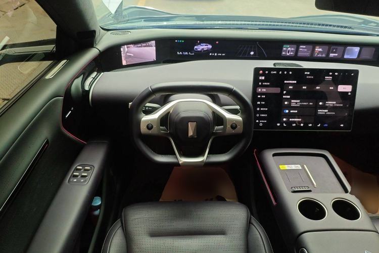 Used Avatr 07 2024 Max Extended-Range Four-Wheel Drive