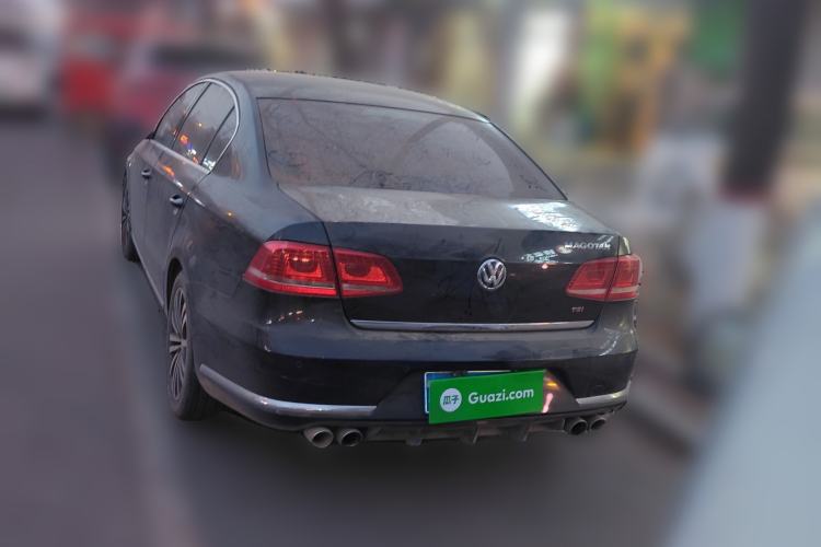 Used Volkswagen Magotan 2015 2.0 TSI Luxury Model