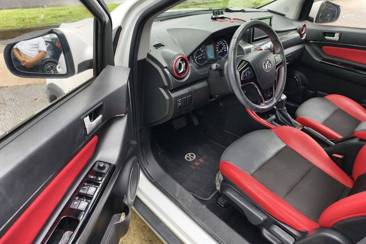 Used BAIC Senova X25 2015 1.5L Automatic Elite Model