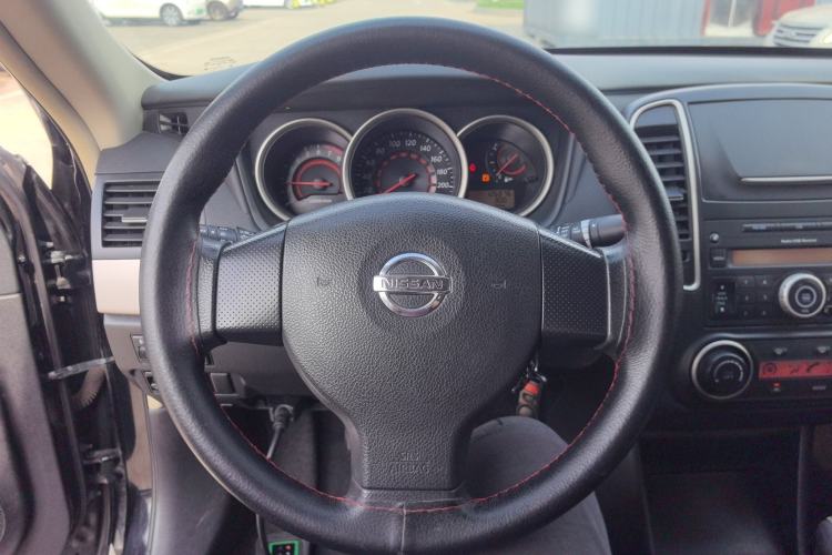 Used Nissan Sylphy 2018 Classic 1.6XE+ Manual Leading Edition Steering Wheel