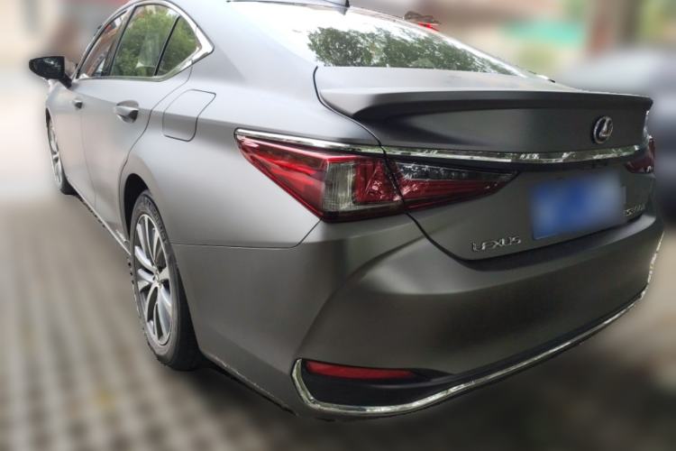 Used Lexus ES 2018 300h Premier Edition China V Standard Rear Left 45 Deg