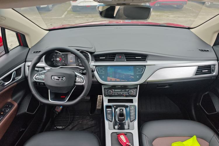 Used Geely Auto Emgrand GS 2019 1.5TD DCT Active Pro 260T Center Console