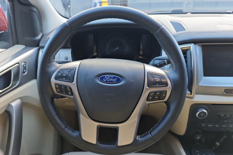 Used Ford Everest 2016 2.0T Gasoline Automatic 4x4 Luxury Edition