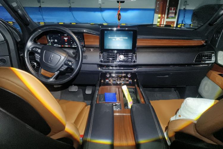 Used Lincoln Navigator 2019 3.5T Prestige Version China VI Standard
