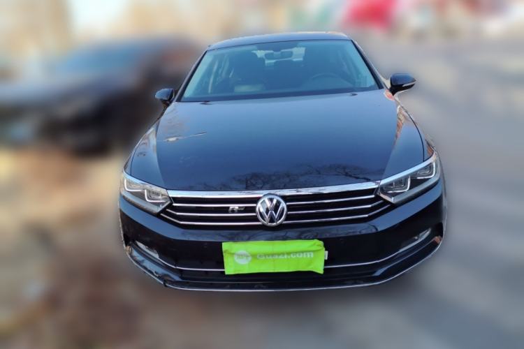 Used Volkswagen Magotan 2018 330TSI DSG Luxury Model Front