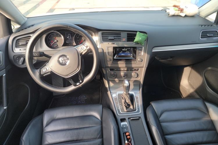 Used Volkswagen Golf 2016 230TSI Automatic Luxury Version