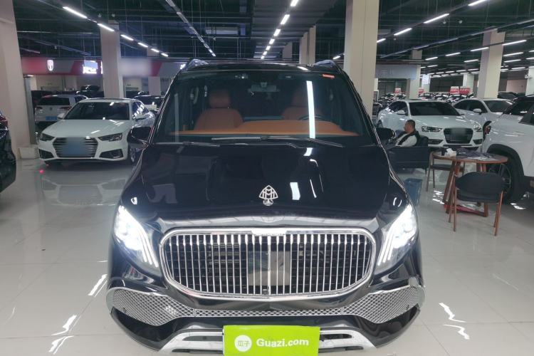 Used Mercedes-Benz Vito 2021 2.0T Elite Version 7 Seats Front