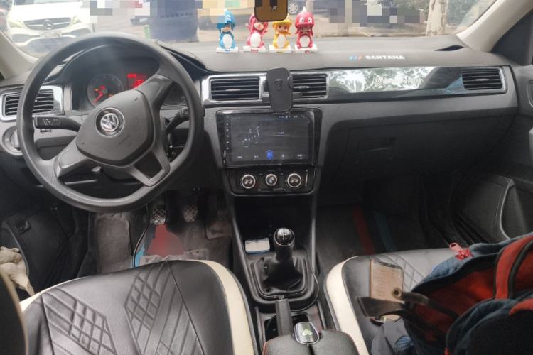 Used Volkswagen Santana 2016 1.4L Manual Fashion Edition Center Console