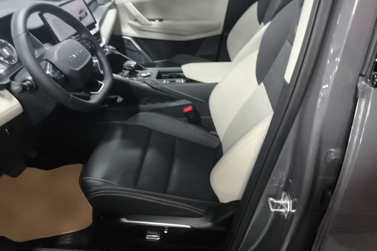 Used Lynk & Co 06 2023 Remix 1.5T Plus Model