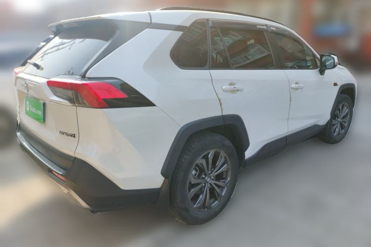 Used Toyota RAV4 2023 2.0L CVT Two-Wheel Drive 20th Anniversary Platinum Edition