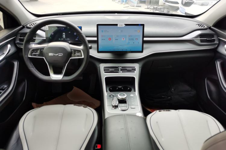 Used BYD Destroyer 05 2024 HONOR Edition DM-i 55KM Luxury Model
