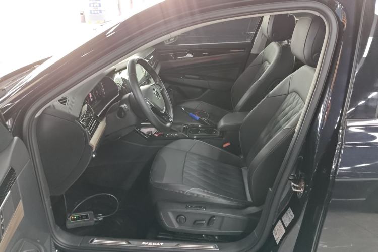 Used Volkswagen Passat 2021 330TSI Luxury Edition
