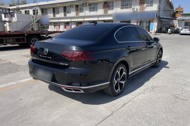 Used Volkswagen Magotan 2023 2 Million Units Commemorative Edition 330TSI DSG Luxury Version Exterior 5