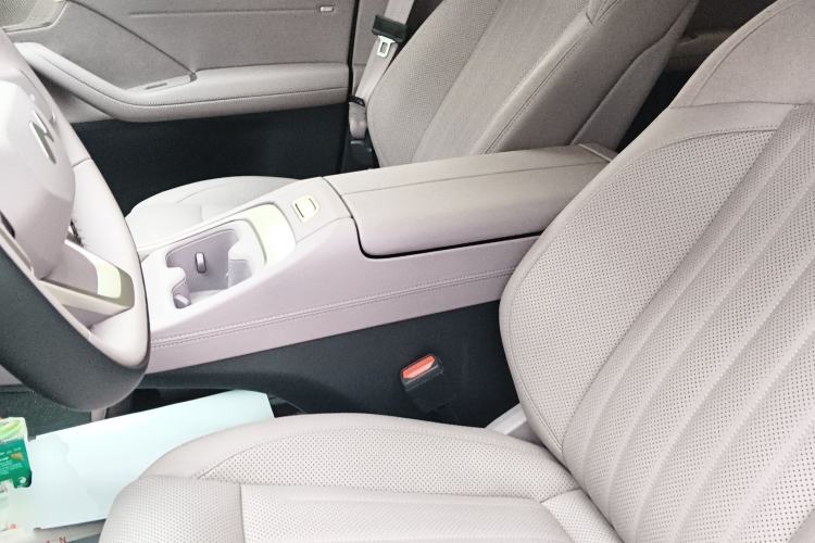 Used ONVO L60 2024 60 kWh Rear-Drive Version
