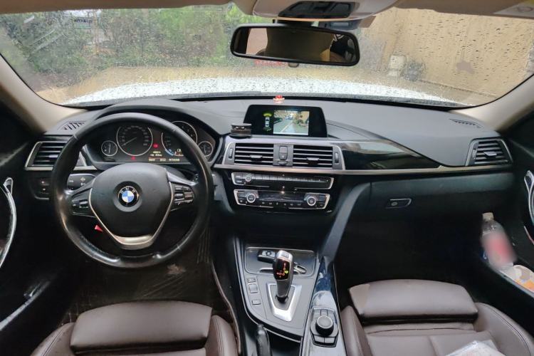 Used BMW 3 Series 2018 320Li Fashion Model Center Console