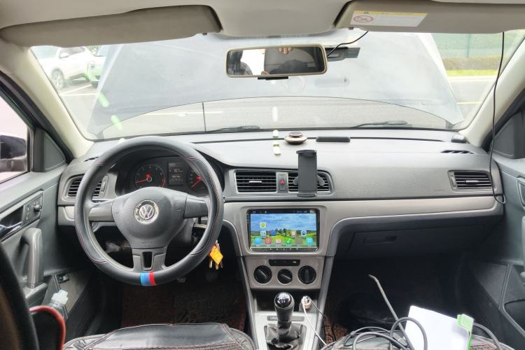 Used Volkswagen Lavida 2013 Revised Classic 1.6L Manual Fashion Edition