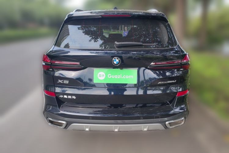 Used BMW X5 2023 xDrive 30Li Luxury M Sport Package