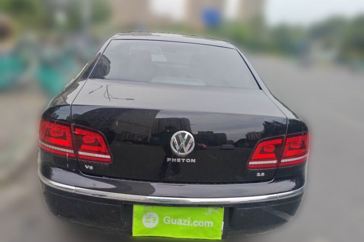 Used Volkswagen Phaeton 2012 3.6L Deluxe Custom Edition
