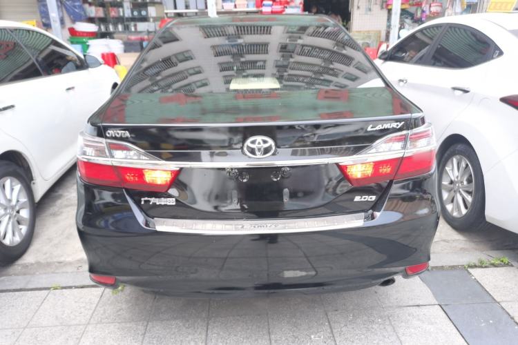 Used Toyota Camry 2015 2.0G Premier Edition