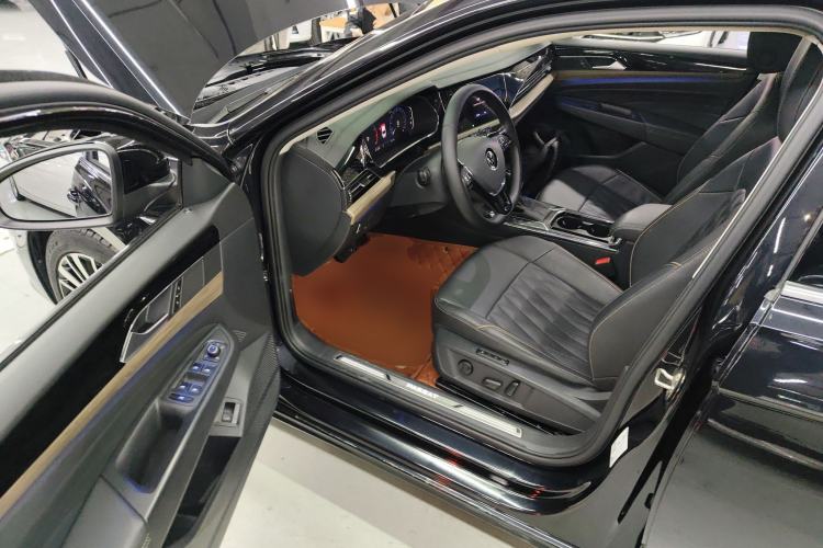 Used Volkswagen Passat 2021 330TSI Luxury Edition