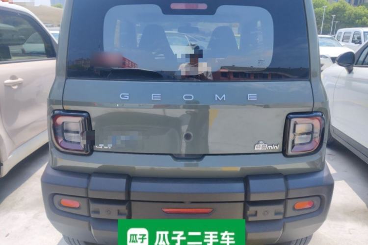 Used Geely Galaxy Panda 2024 200km Panda Rider Rear