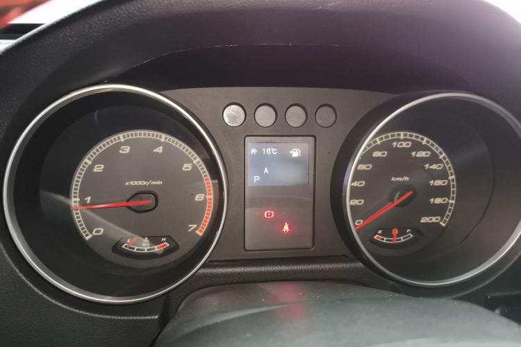 Used BAIC Off-Road BJ40 2017 40L 2.3T Automatic All-Wheel Drive Ring of the Tower Champion Edition Instrument Cluster