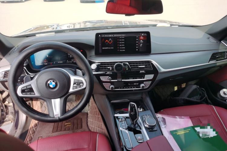 Used BMW 5 Series 2021 Facelifted 530Li Leading Edition M Sport Package Interior 2