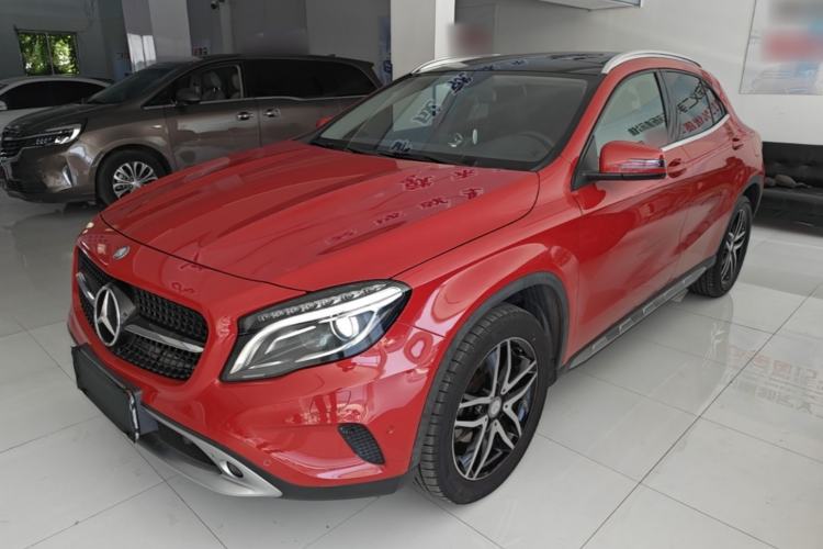 Używany Mercedes-Benz GLA 2015 GLA 220 4MATIC Fashion Model