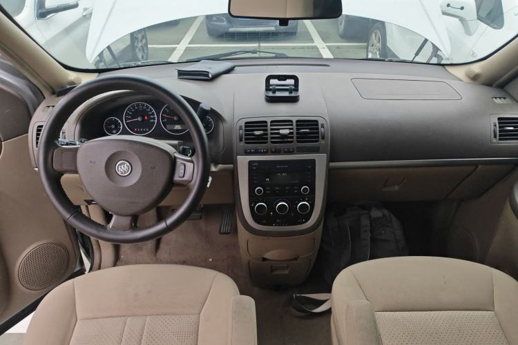 Used Buick GL8 2014 2.4L Classic Edition Center Console