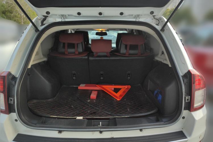 Used Jeep Compass 2014 Revised Version 2.4L Four-Wheel Drive Comfort Edition Trunk