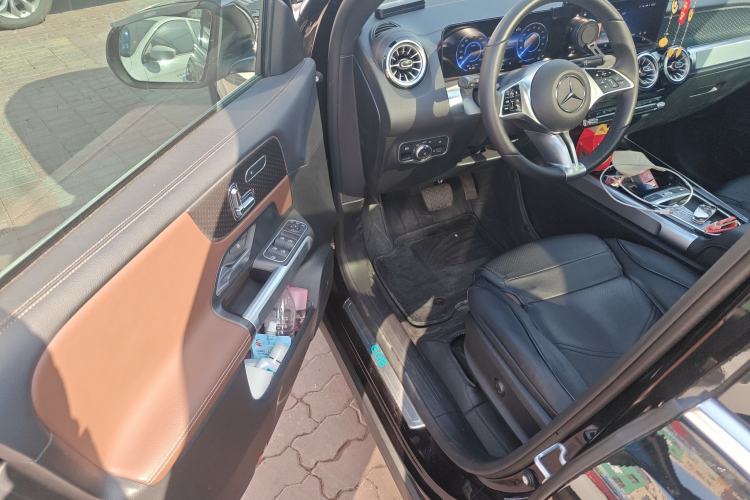 Used Mercedes-Benz EQB 2025 EQB 260 Driver Seat