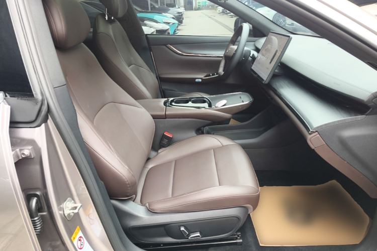 Used CHANGAN NEVO A07 2025 Blue Whale Pure Electric Version 525 Luxury Model
