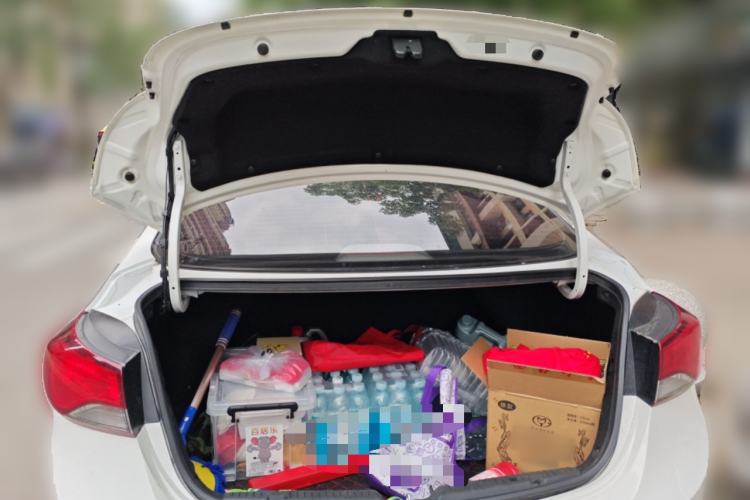 Used Hyundai Elantra (5th Generation / Langdong) 2016 1.6L Automatic Smart Version Trunk