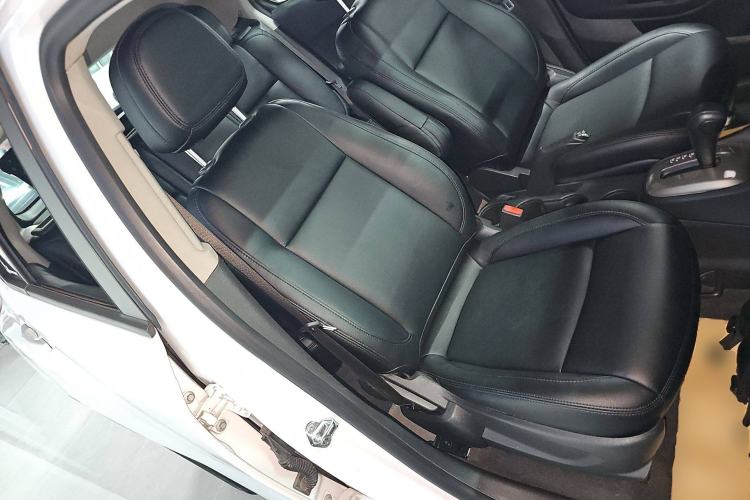 Used Chevrolet Trax 2016 1.4T Automatic Two-Wheel Drive Comfort Version with Sunroof