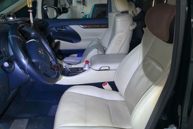 Used Toyota Alphard 2020 Dual-Engine 2.5L Luxury Edition Left Front Seat