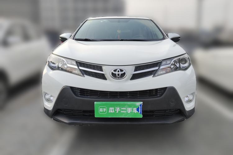 Used Toyota RAV4 2015 2.0L CVT Four-Wheel Drive New Edition