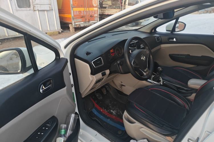 Used Dongfeng Aeolus L60 2015 1.8L Manual New Enjoyment Version