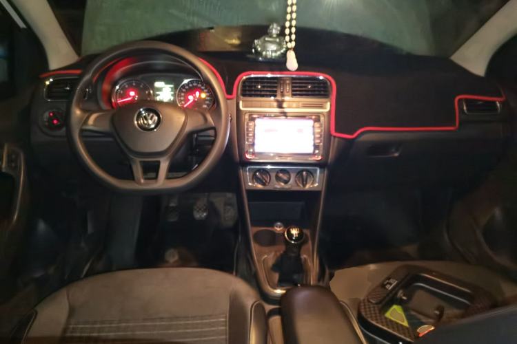 Used Volkswagen Polo 2014 1.4L Manual Comfort Edition