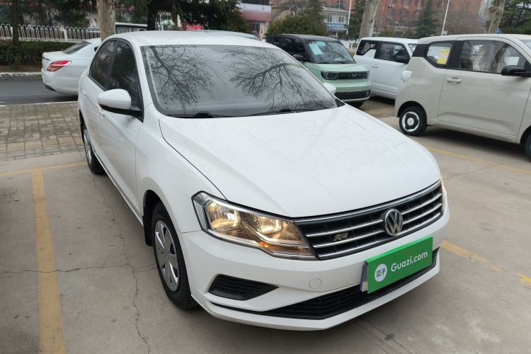 Used Volkswagen Jetta 2017 1.5L Manual Fashion Edition