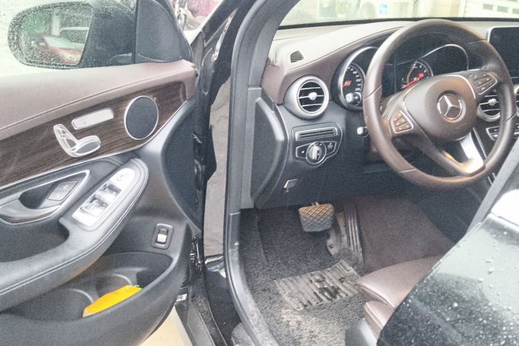 Used Mercedes-Benz GLC 2019 GLC 260 L 4MATIC Dynamic Model