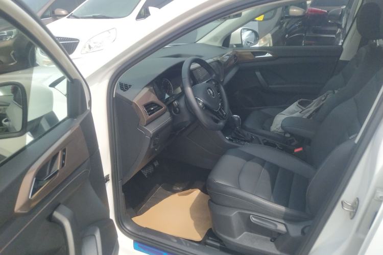 Used Volkswagen Tharu 2019 280TSI Two-Wheel Drive Luxury Version China VI Standard Driver Seat