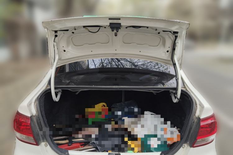 Used FAW Xiali N5 2014 1.3L Manual Luxury Version Trunk