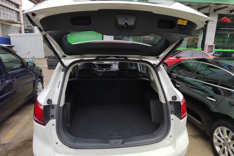 Used BORGWARD BX7 2018 28T Front-Wheel Drive Quality Enjoyment Version 5 Seats China VI Emission Standard Trunk