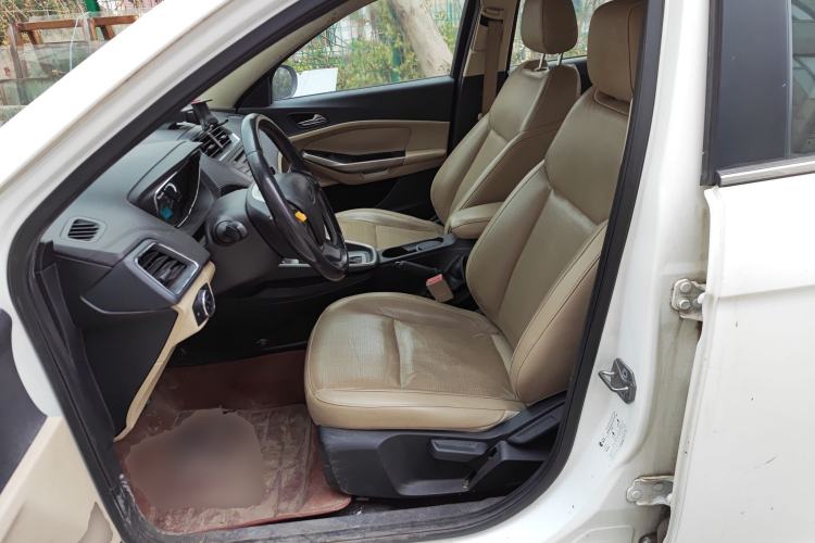 Used Ford Escort 2015 1.5L Automatic Fashion Model Left Front Seat