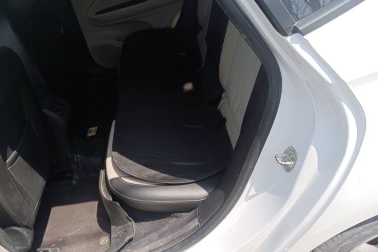 Used Buick Verano 2018 Sedan 15S Automatic Leading Model Interior 4