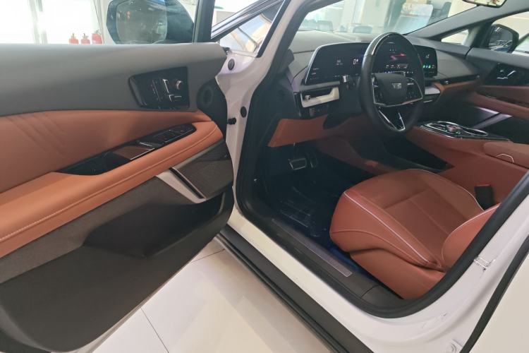 Used Cadillac OPTIQ 2024 Four-Wheel Drive Long-Range Version
