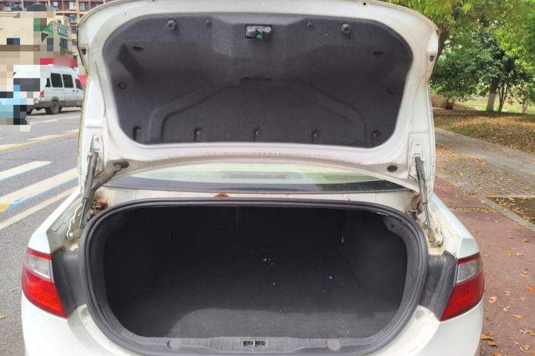 Used Chery Arrizo 7 2014 1.6L CVT ZhiShang Magic Edition Trunk