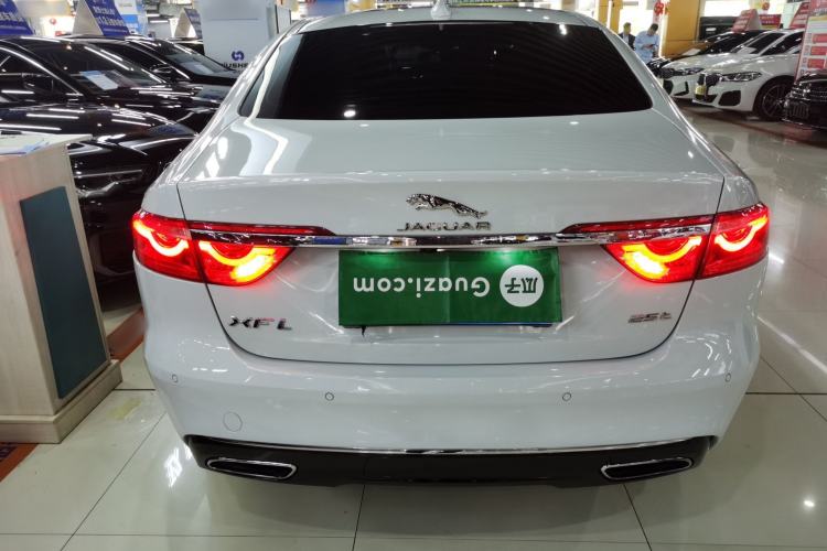 Used Jaguar XFL 2017 XFL 2.0T 240PS Luxury Edition
