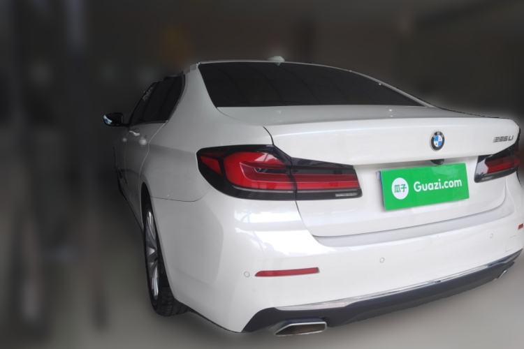 Used BMW 5 Series 2021 525Li Luxury Package Rear Left 45 Deg